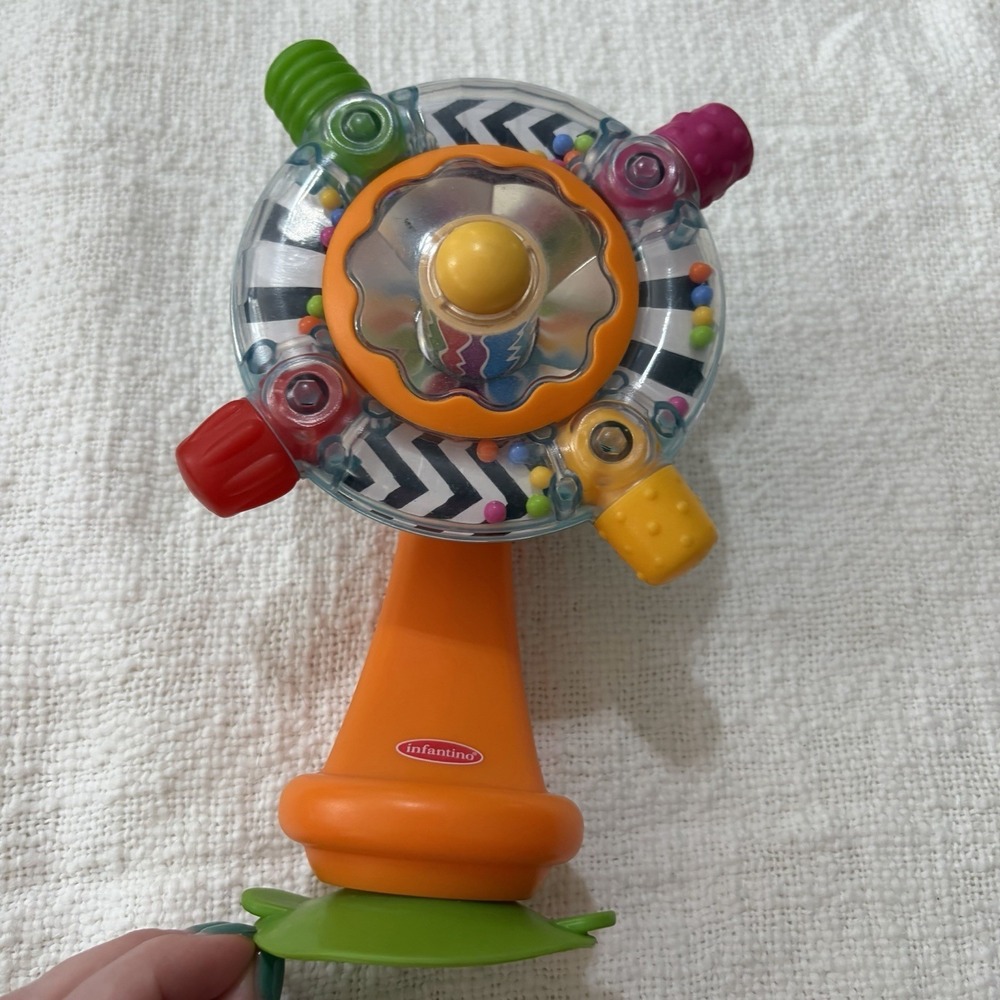 Infantino Stick and See Spinwheel‎ Kaleidoscope Suction High chair Toy Rattle
